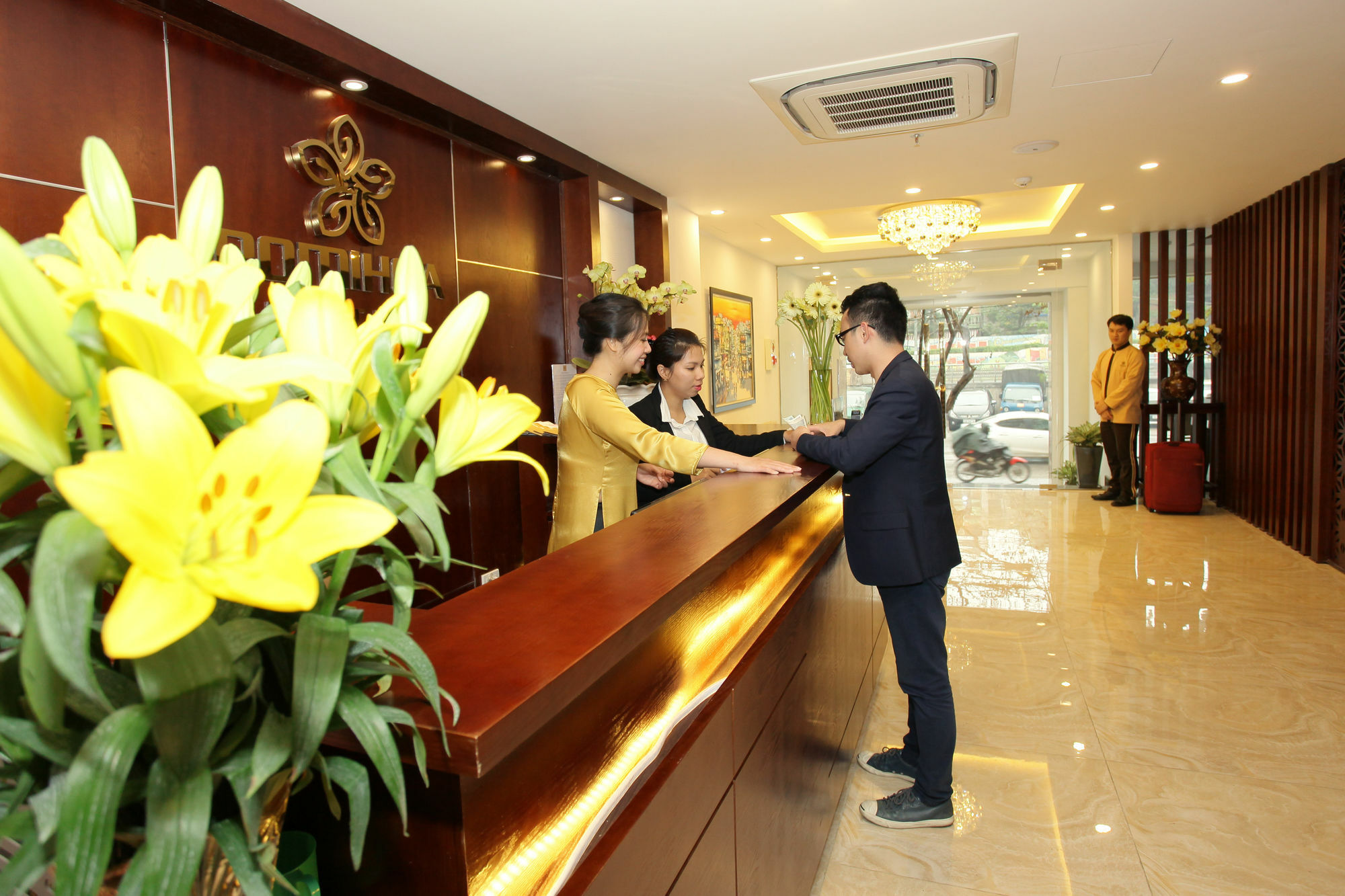 Hanoi Pomihoa Hotel Buitenkant foto